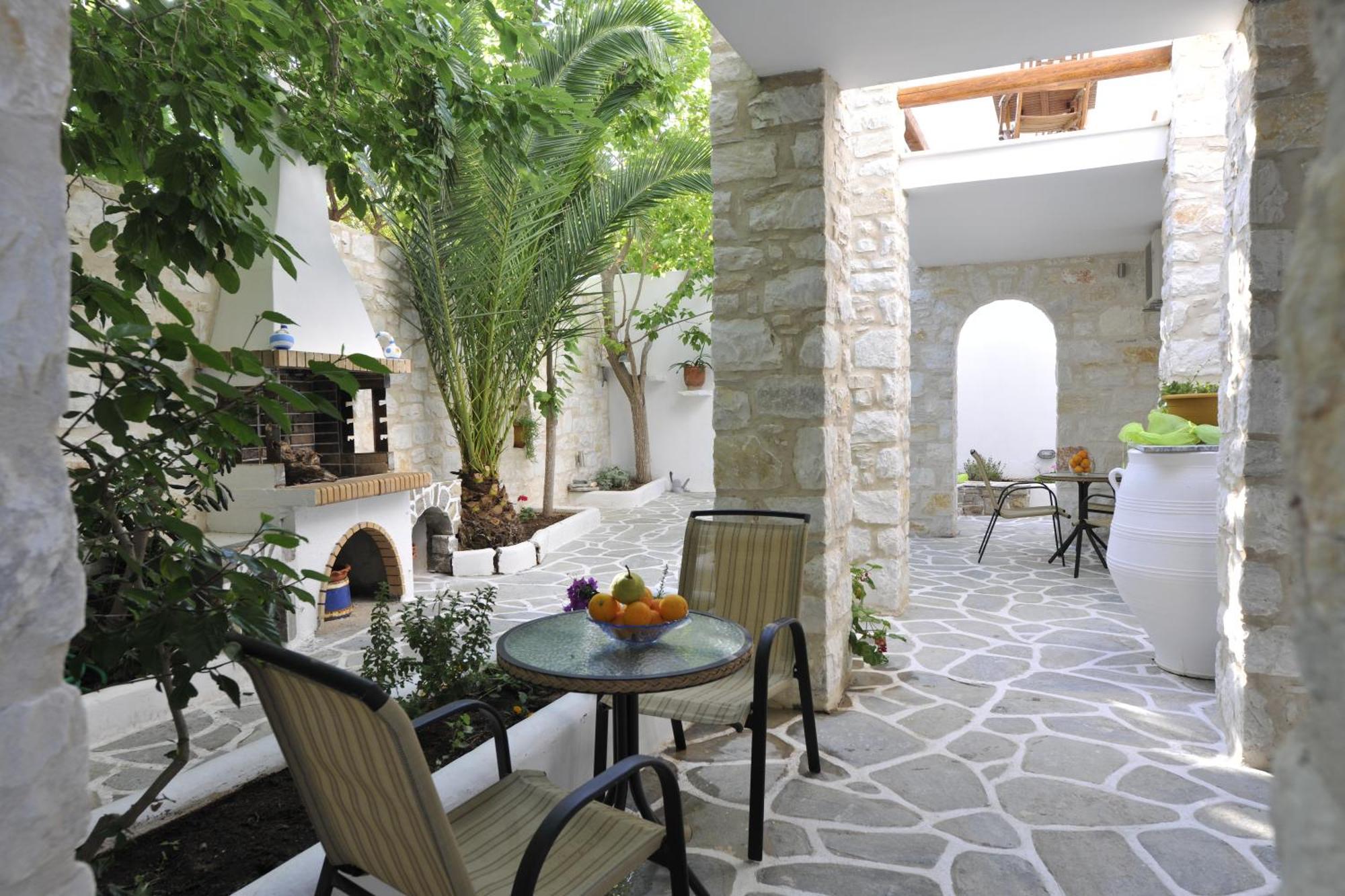 Aparthotel Alexandros *