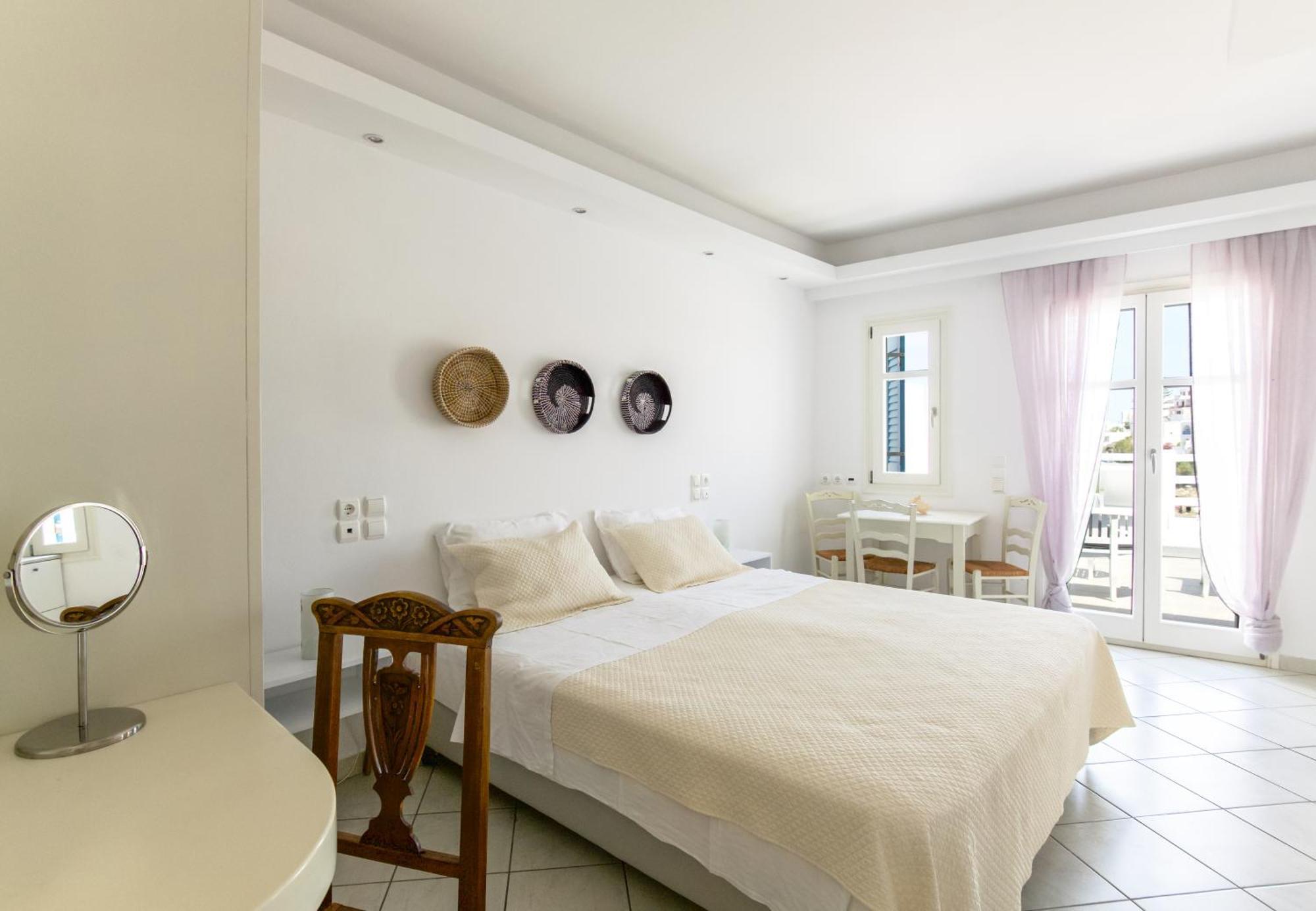 Aparthotel Alexandros