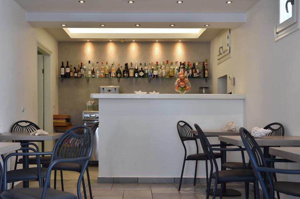 Aparthotel Alexandros